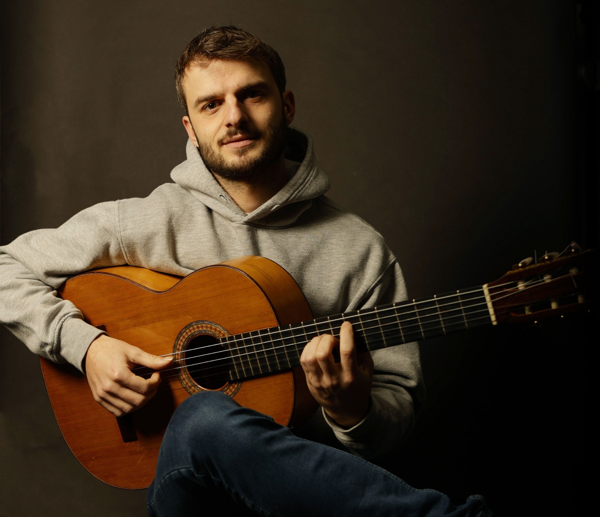 Flamencogitarist met gitaar